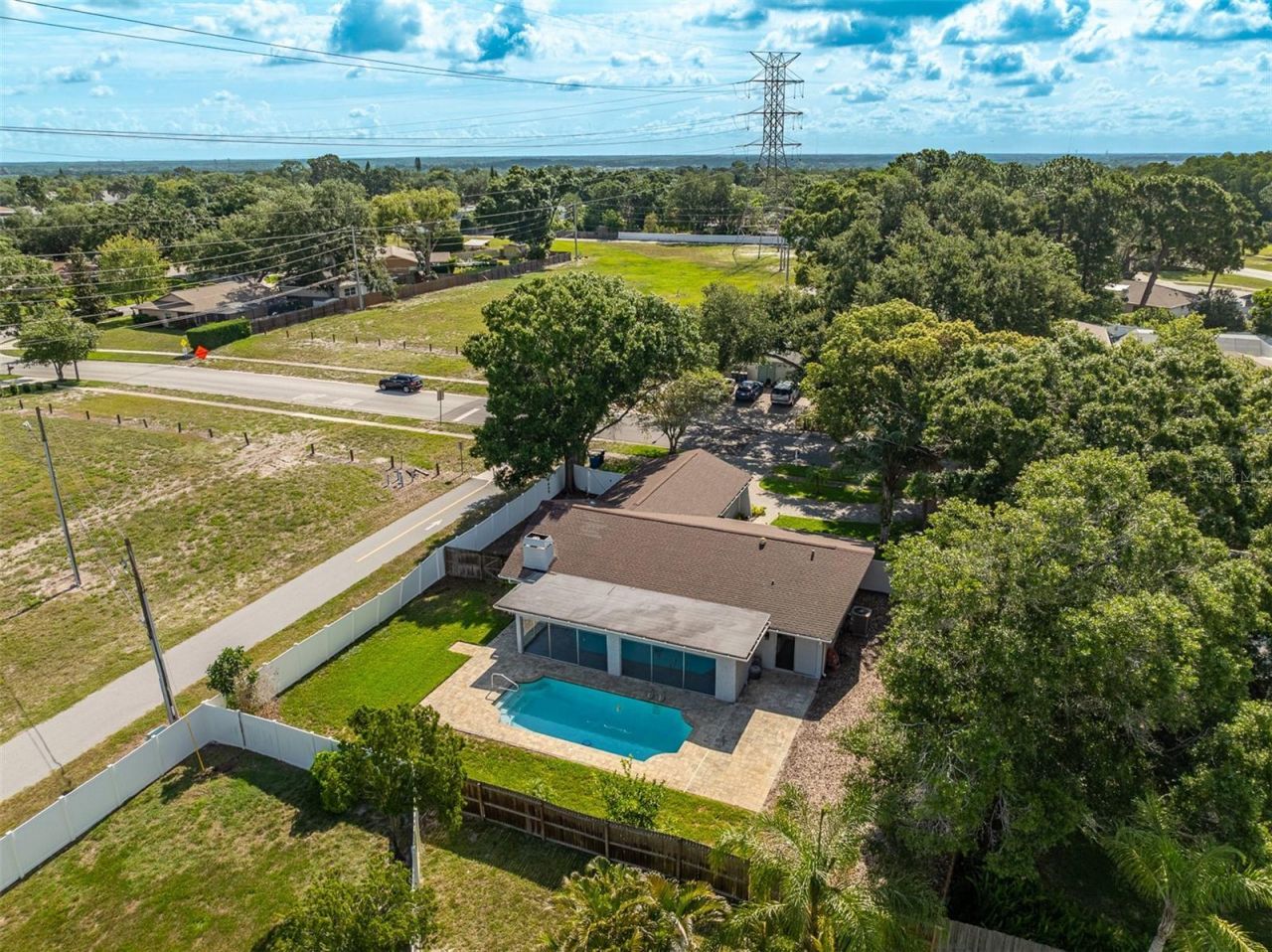 3276 Fox Hill Drive, Clearwater, FL 33761 Photo