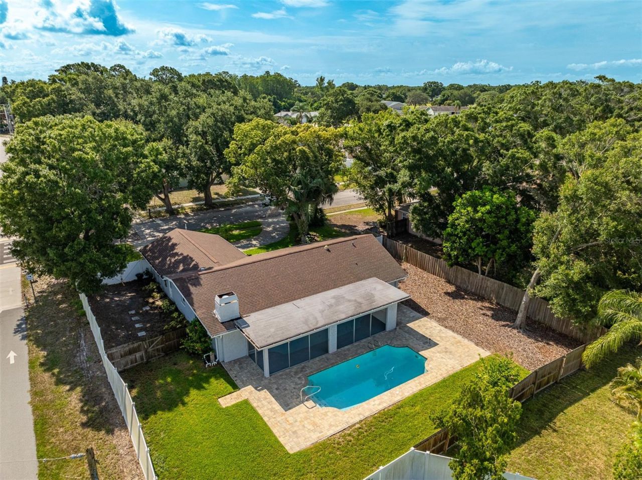 3276 Fox Hill Drive, Clearwater, FL 33761 Photo