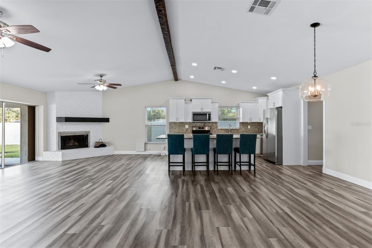 3276 Fox Hill Drive, Clearwater, FL 33761 Photo