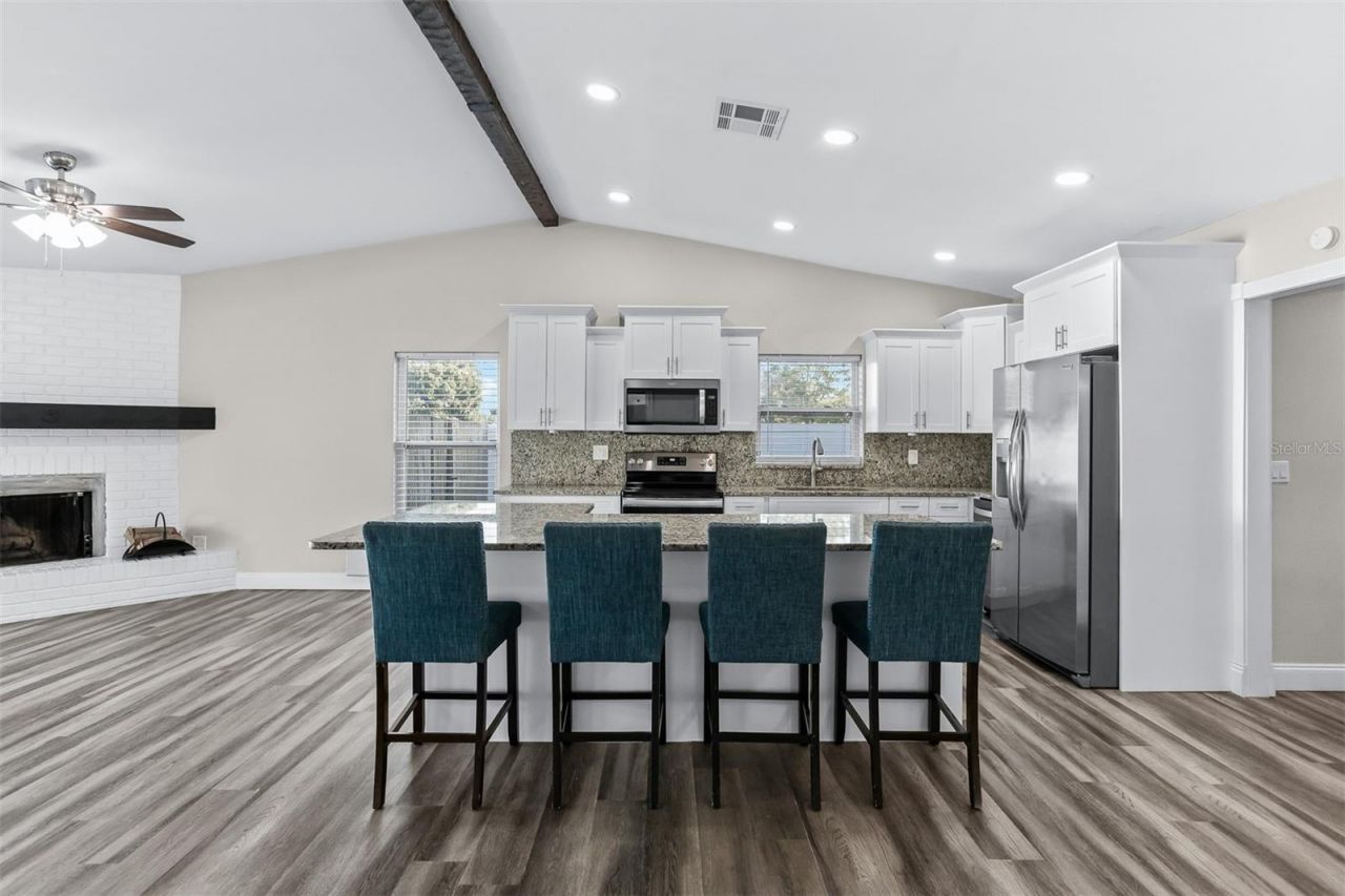 3276 Fox Hill Drive, Clearwater, FL 33761 Photo