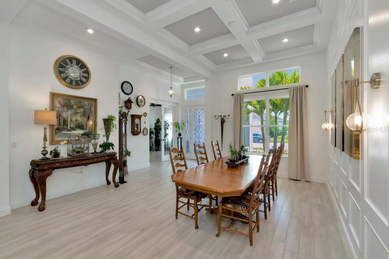 4657 Antrim Drive, Sarasota, FL 34240 Photo