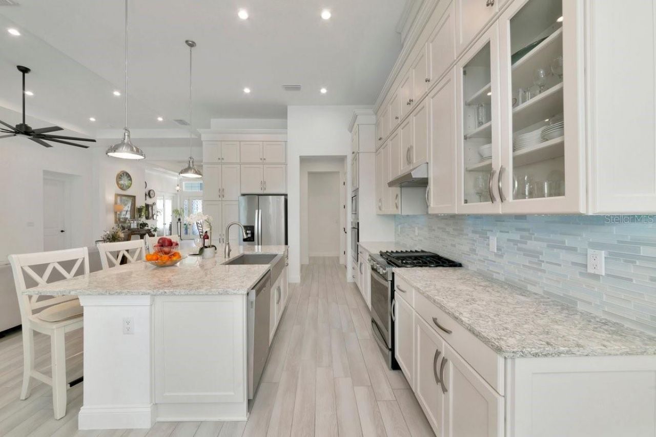 4657 Antrim Drive, Sarasota, FL 34240 Photo