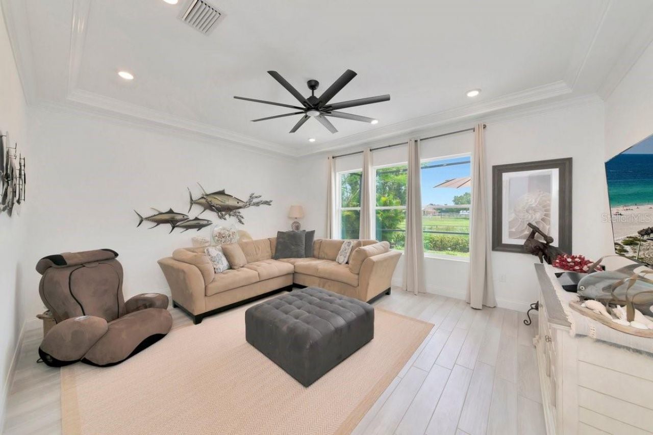 4657 Antrim Drive, Sarasota, FL 34240 Photo