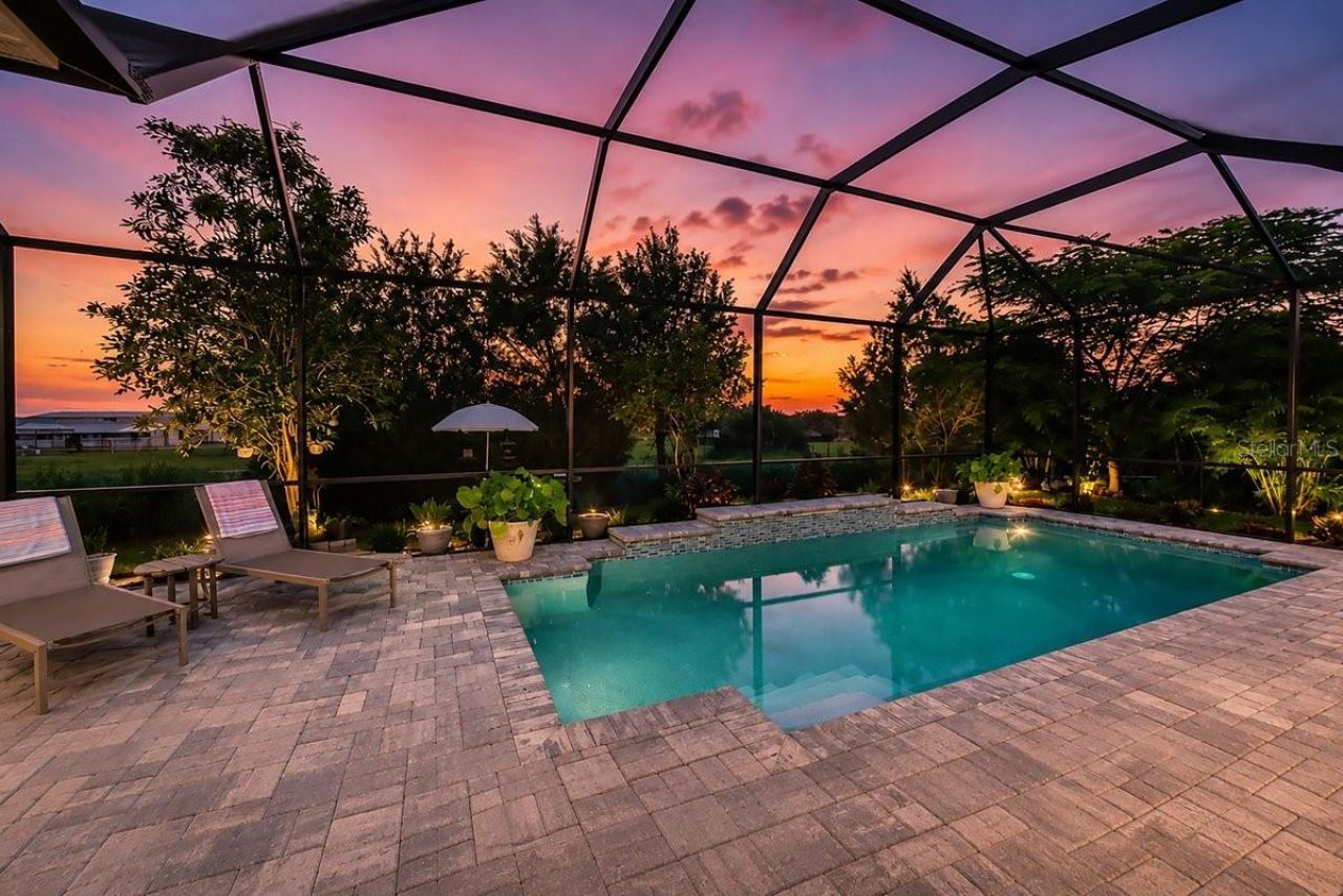 4657 Antrim Drive, Sarasota, FL 34240 Photo