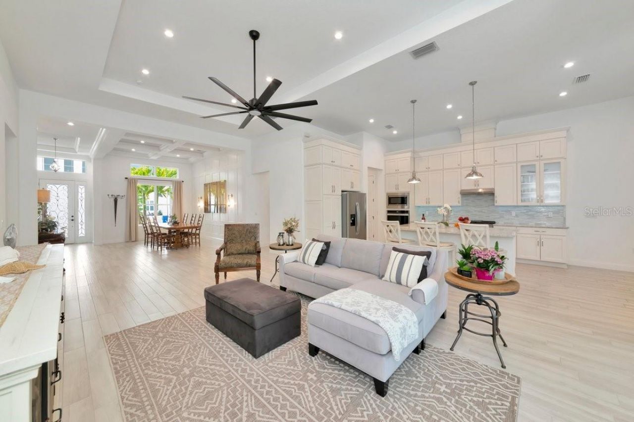 4657 Antrim Drive, Sarasota, FL 34240 Photo