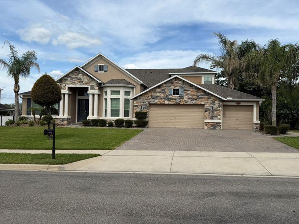 2023 MISTY GLEN DRIVE , APOPKA, FL 32712