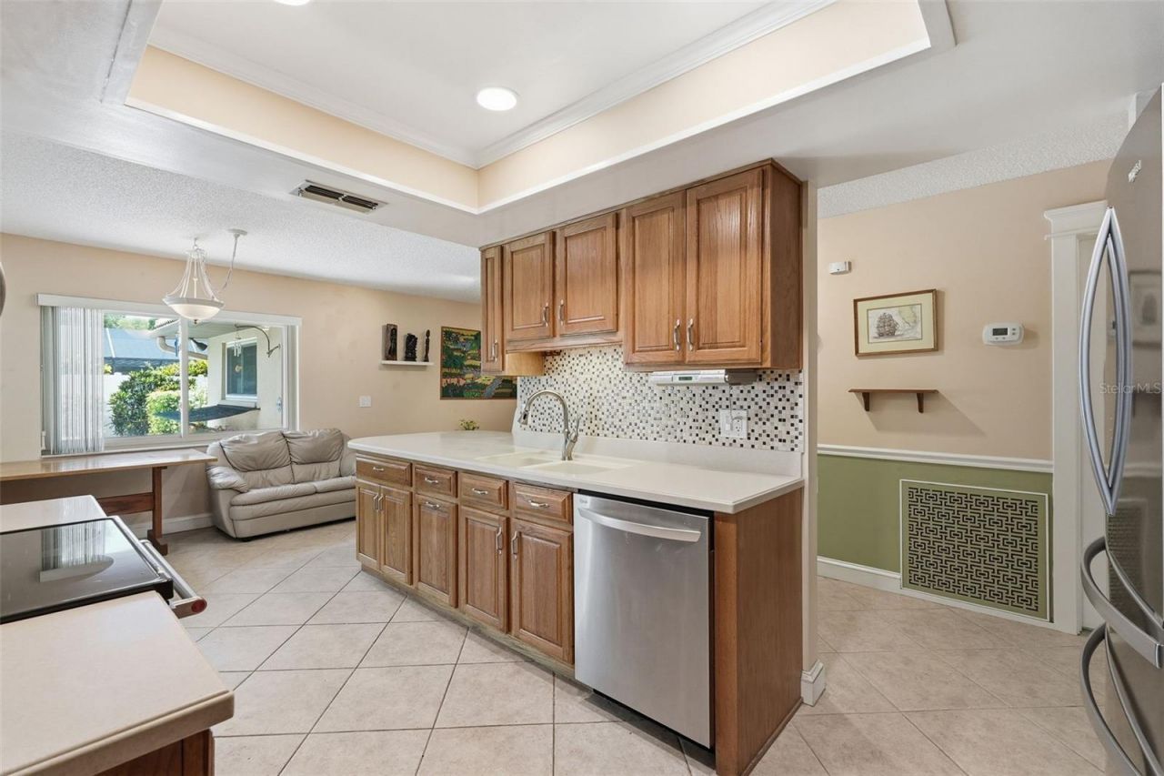 12104 99th Avenue , Seminole, FL 33772 Photo