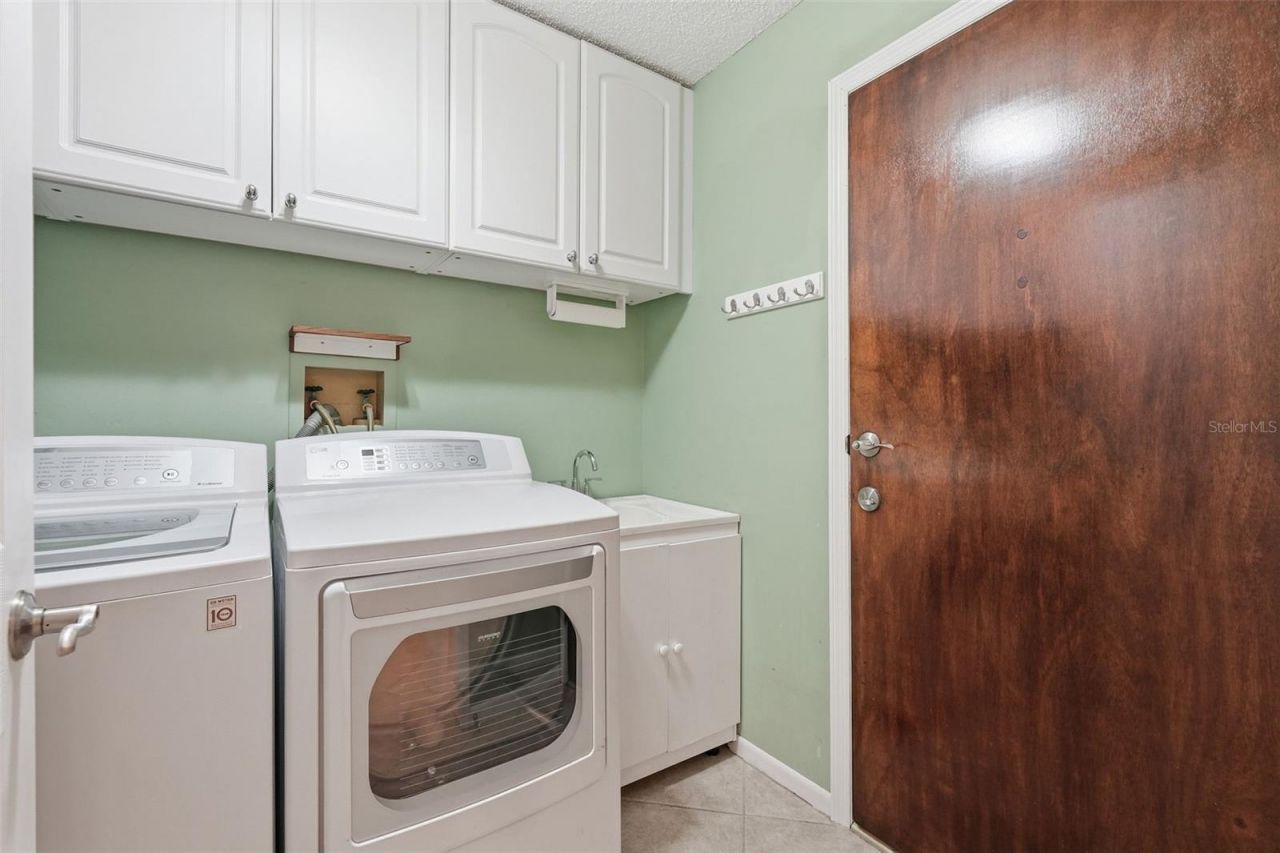 12104 99th Avenue , Seminole, FL 33772 Photo