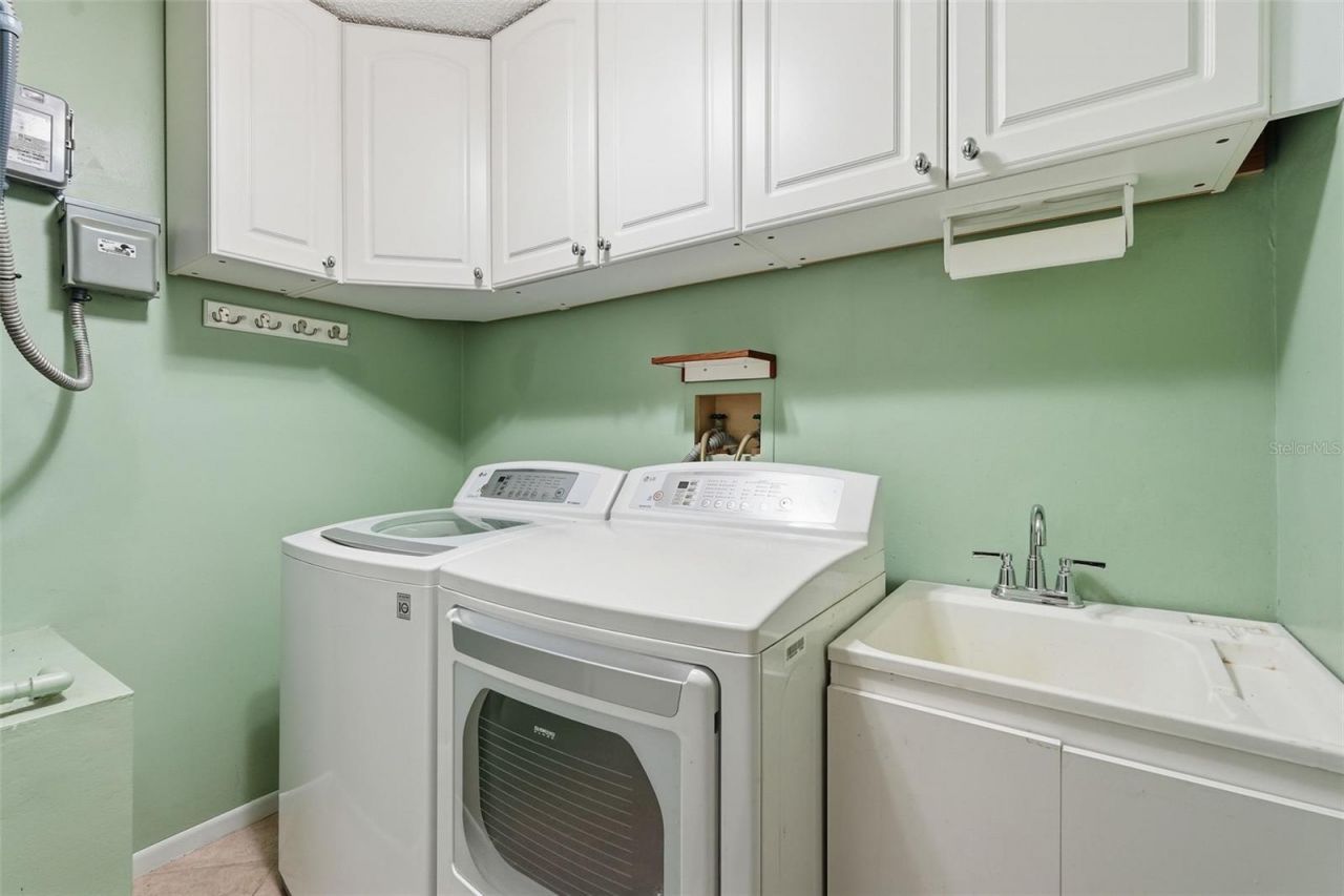 12104 99th Avenue , Seminole, FL 33772 Photo