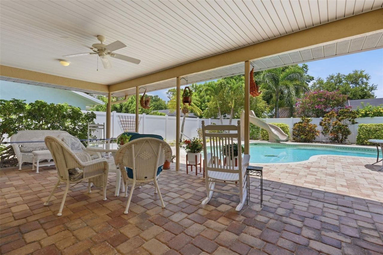 12104 99th Avenue , Seminole, FL 33772 Photo