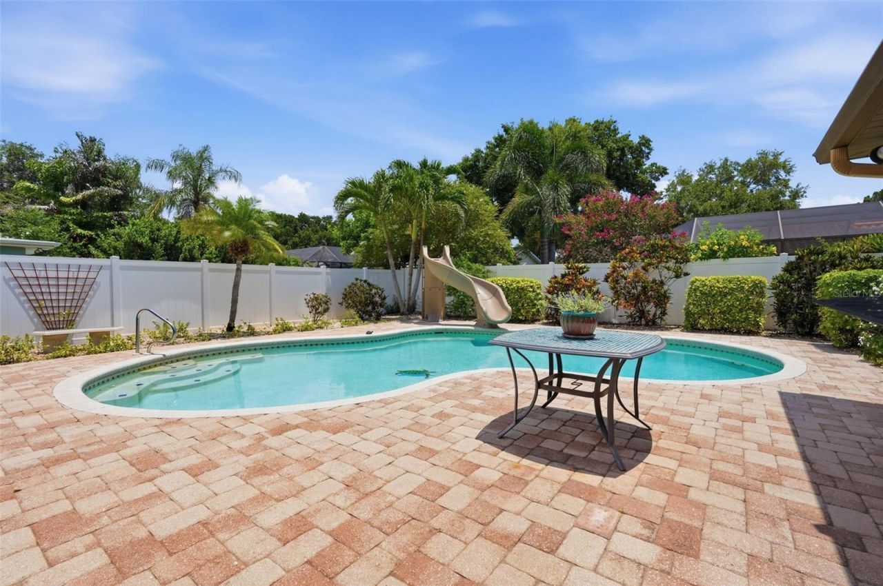 12104 99th Avenue , Seminole, FL 33772 Photo