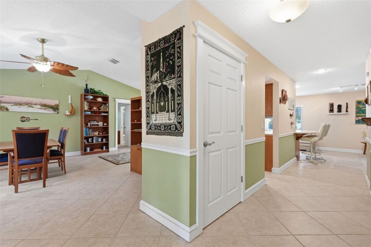 12104 99th Avenue , Seminole, FL 33772 Photo