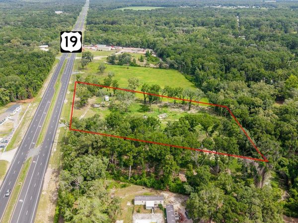 14621 NW HIGHWAY 19 , CHIEFLAND, FL 32626
