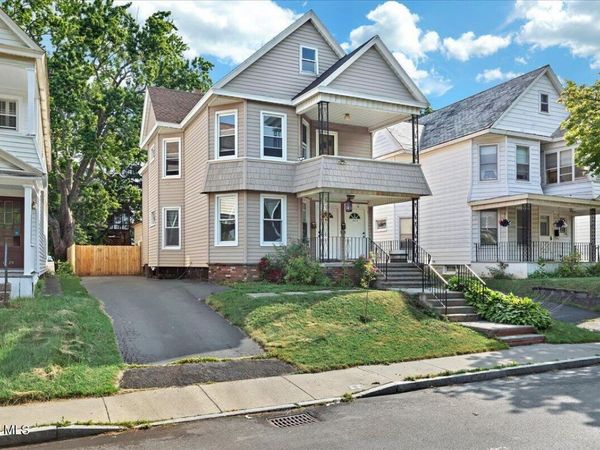 1831 Eastern Parkway, Schenectady, NY 12309