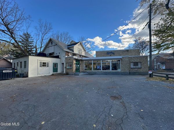 89R Bay Street, Glens Falls, NY 12801