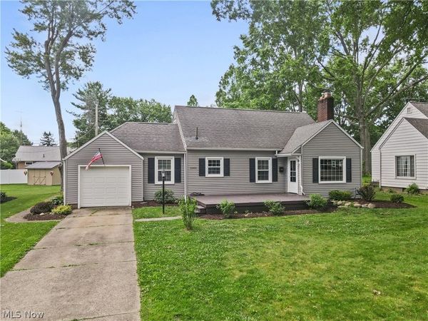 1042 Kingsway Street, Alliance, OH 44601