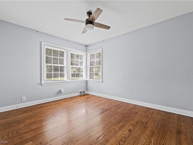 1042 Kingsway Street, Alliance, OH 44601 Photo 13