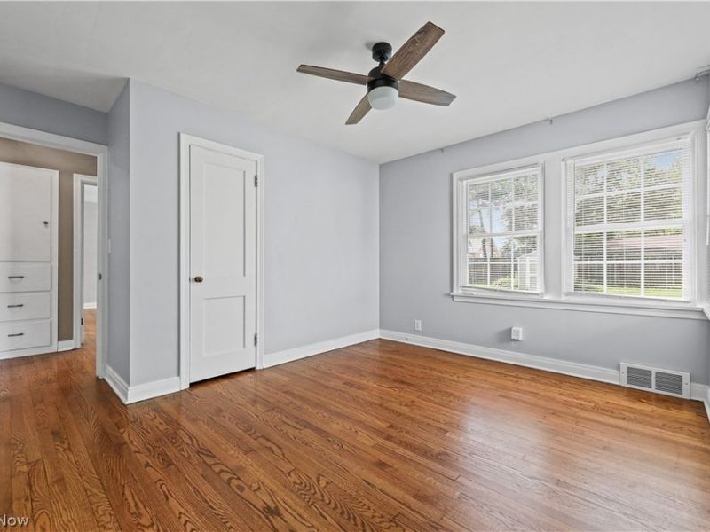 1042 Kingsway Street, Alliance, OH 44601 Photo 14