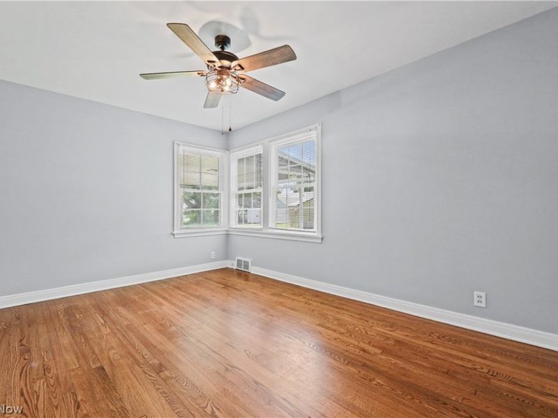 1042 Kingsway Street, Alliance, OH 44601 Photo 15