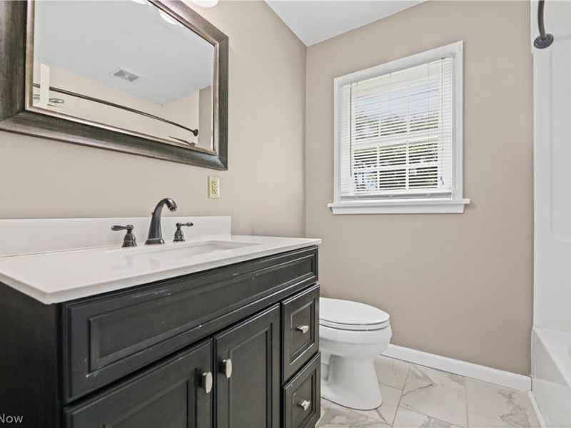1042 Kingsway Street, Alliance, OH 44601 Photo 17