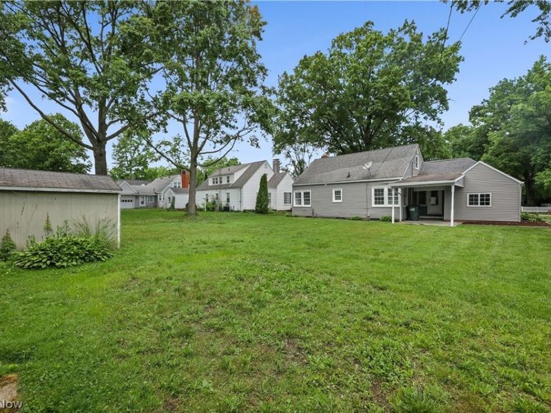 1042 Kingsway Street, Alliance, OH 44601 Photo 25