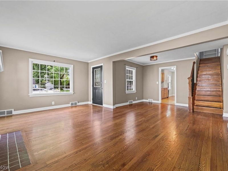 1042 Kingsway Street, Alliance, OH 44601 Photo 3