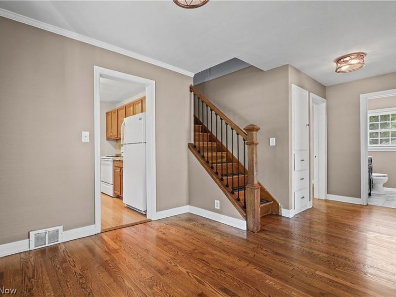 1042 Kingsway Street, Alliance, OH 44601 Photo 6