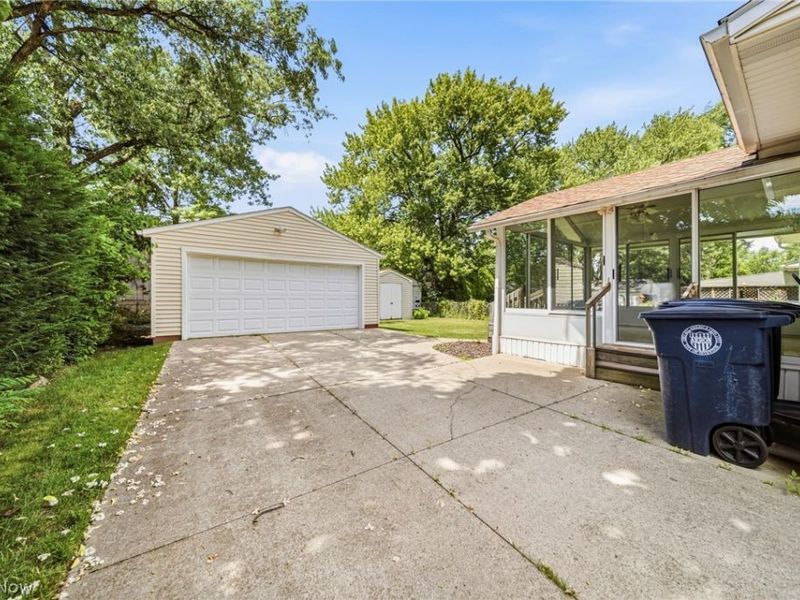 1118 Terrell Drive, Akron, OH 44313 Photo 5