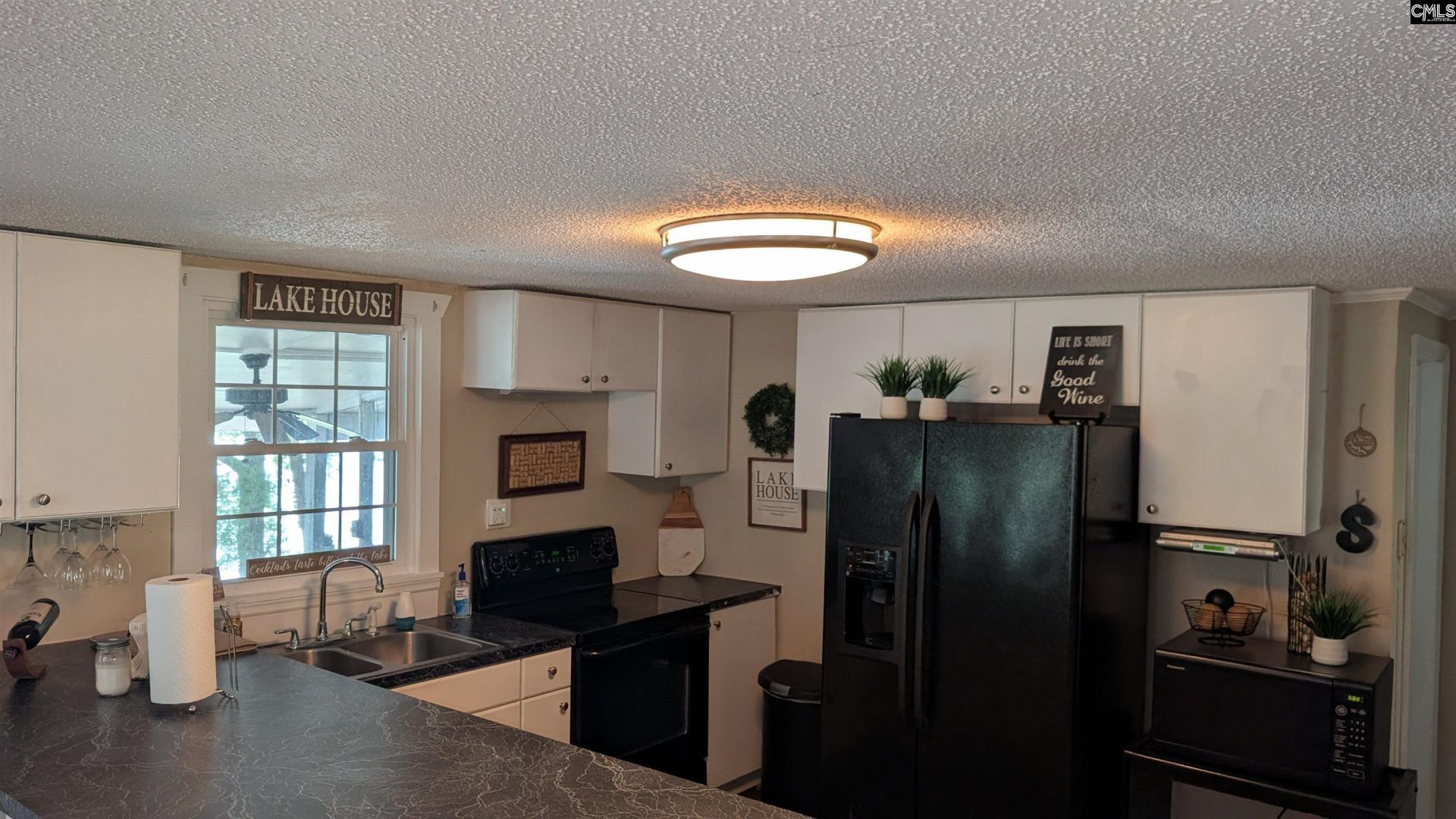300 Valley 1 Drive  Photo 19