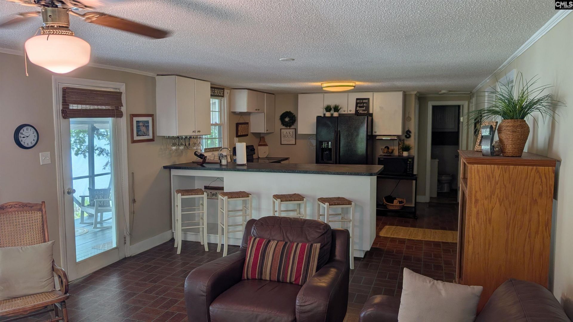 300 Valley 1 Drive  Photo 21