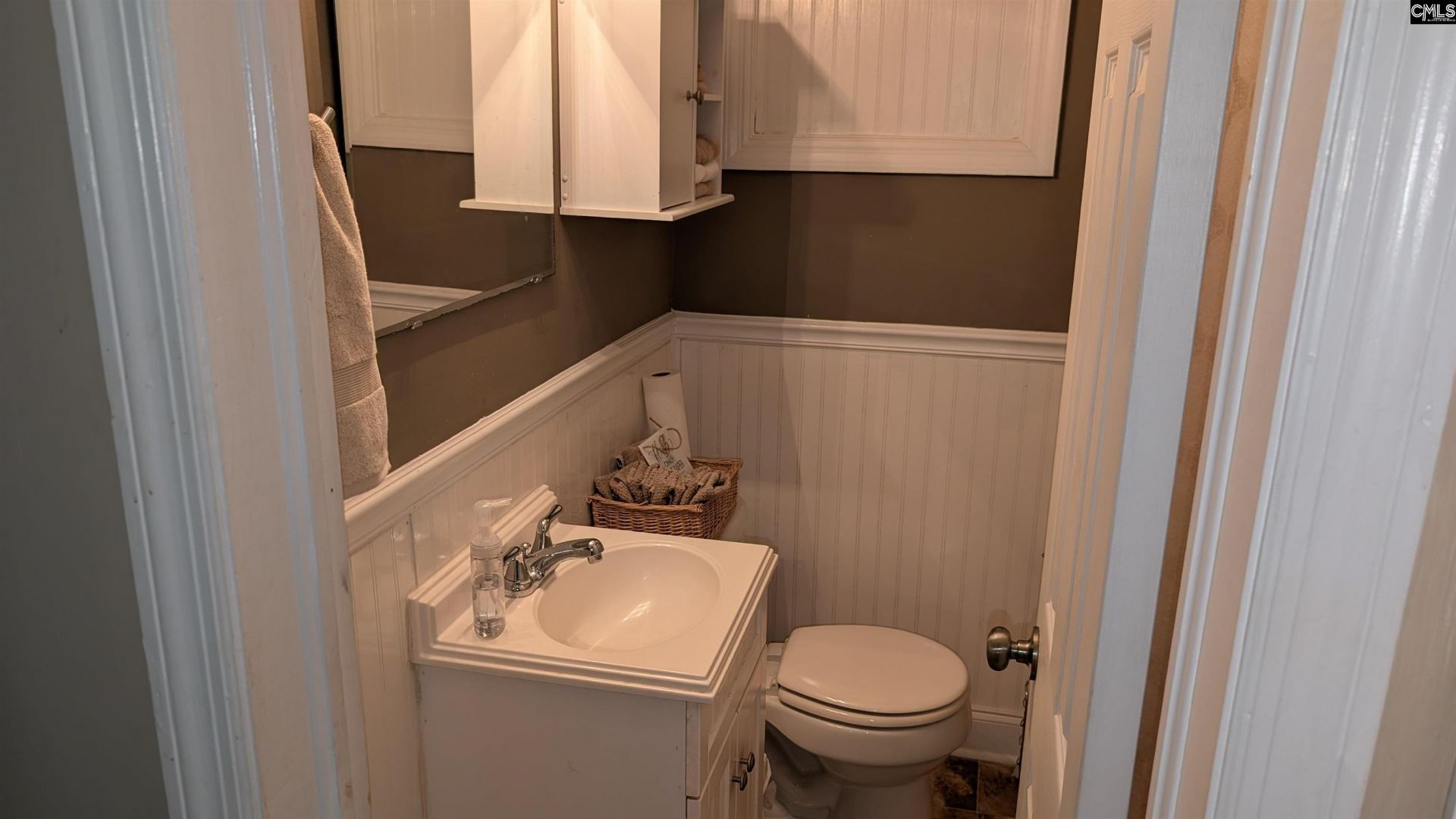 300 Valley 1 Drive  Photo 30