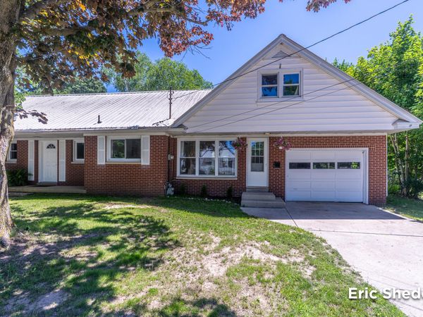 222 East Avenue, Fremont, MI 49412