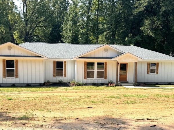 239 State Park Road, Tupelo, MS 38804