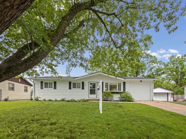 309 Willow Road , Wauconda, IL 60084