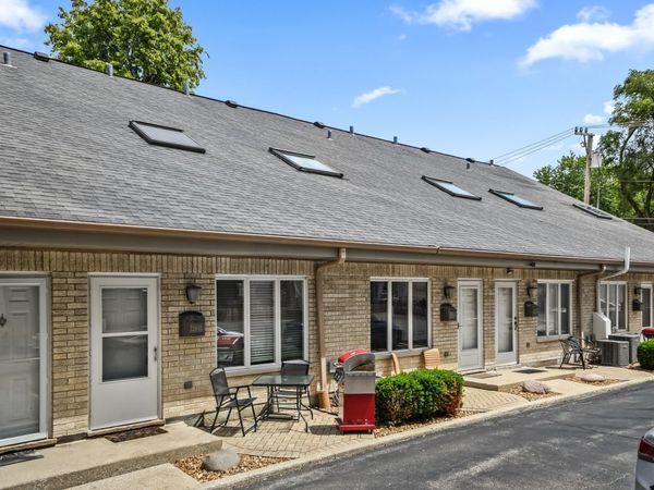 7248 Dixon Street , Unit B, Forest Park, IL 60130