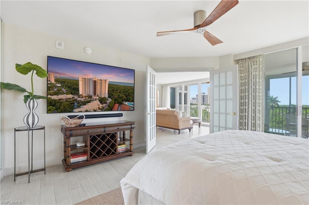 6361 Pelican Bay Blvd, Unit 402, Naples, FL 34108 Photo
