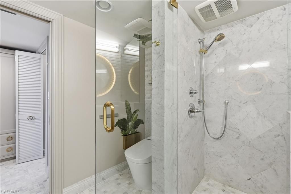 6361 Pelican Bay Blvd, Unit 402, Naples, FL 34108 Photo