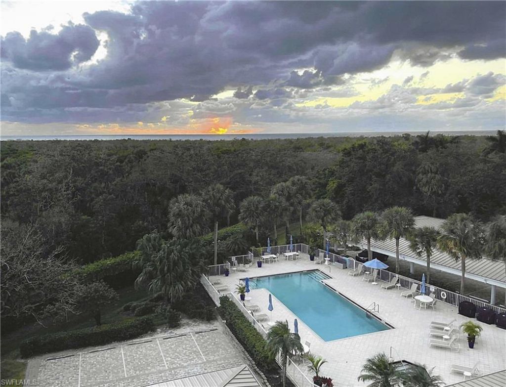 6361 Pelican Bay Blvd, Unit 402, Naples, FL 34108 Photo