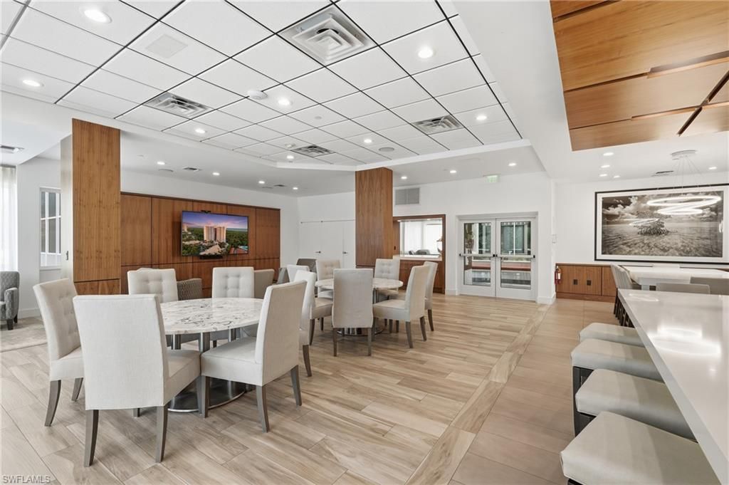 6361 Pelican Bay Blvd, Unit 402, Naples, FL 34108 Photo