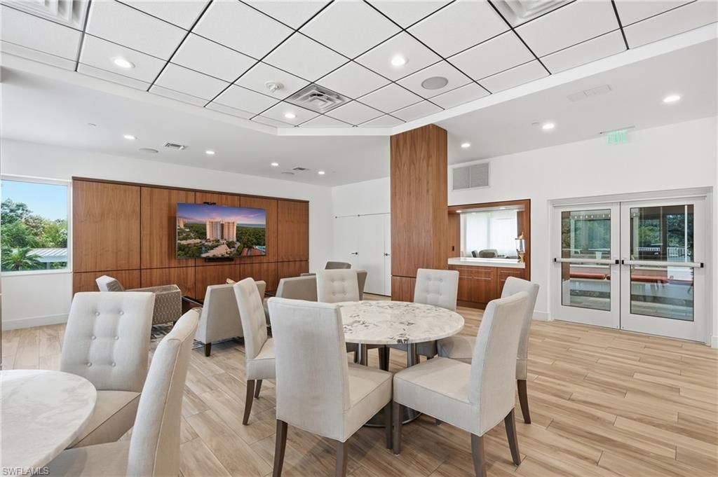 6361 Pelican Bay Blvd, Unit 402, Naples, FL 34108 Photo