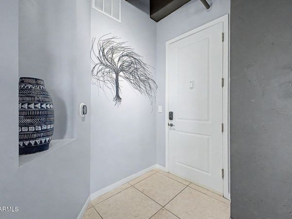 1 E LEXINGTON Avenue, Unit 510, Phoenix, AZ 85012