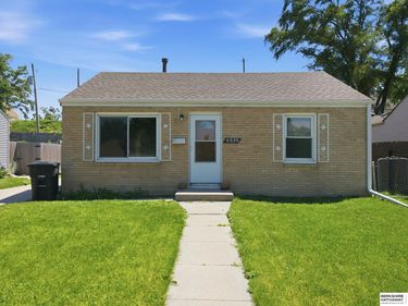 6539 Binney Street, Omaha, NE 68104