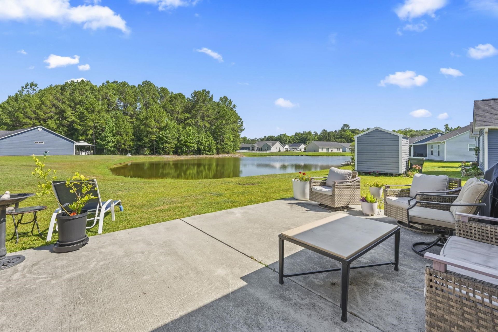 1527 Heirloom Dr. Photo 22