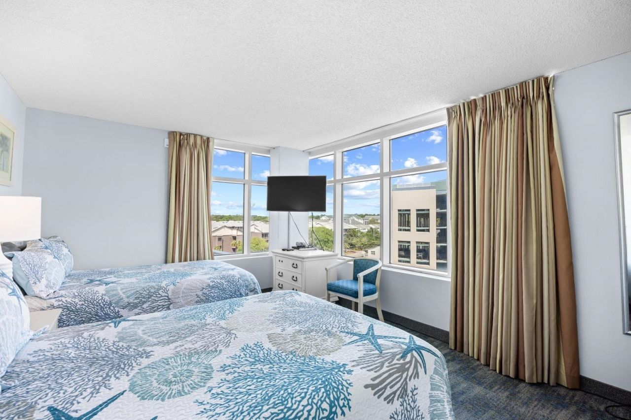 300 N Ocean Blvd.  Photo 21