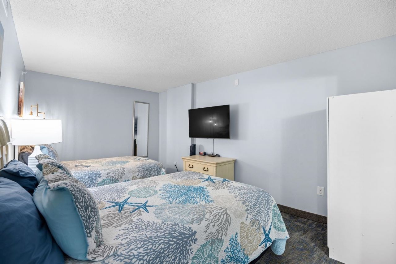 300 N Ocean Blvd.  Photo 24