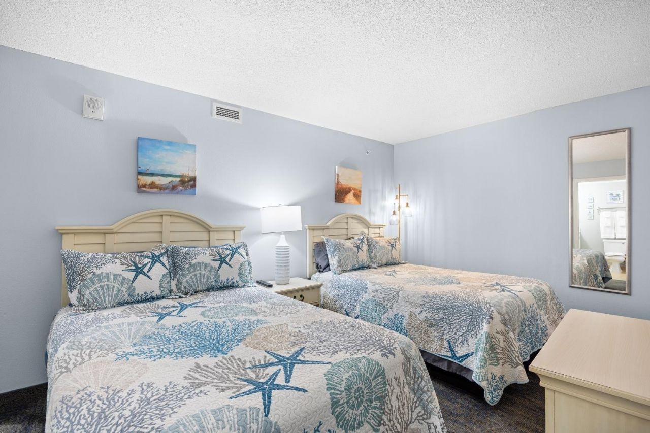 300 N Ocean Blvd.  Photo 25