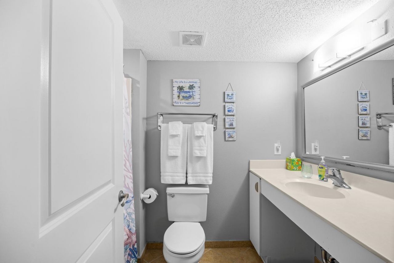 300 N Ocean Blvd.  Photo 27