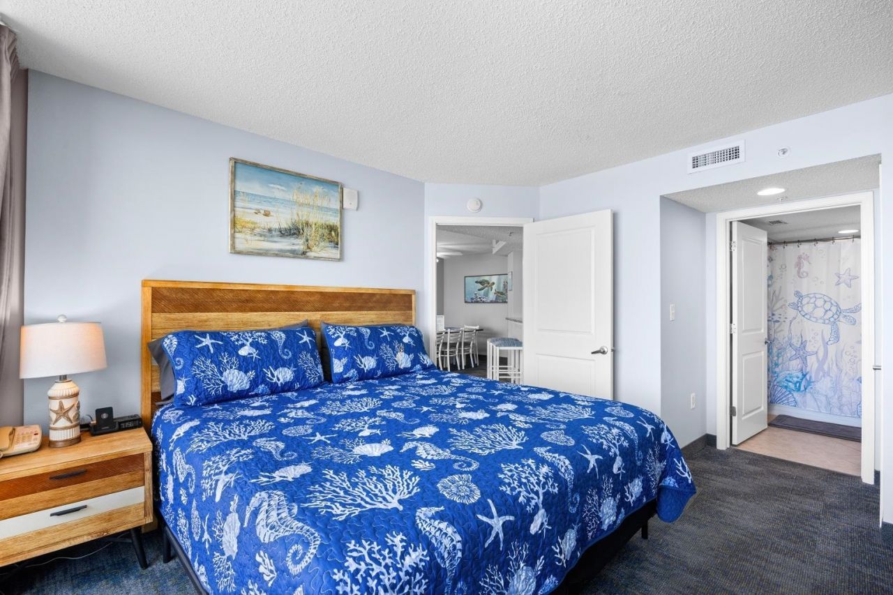 300 N Ocean Blvd.  Photo 33