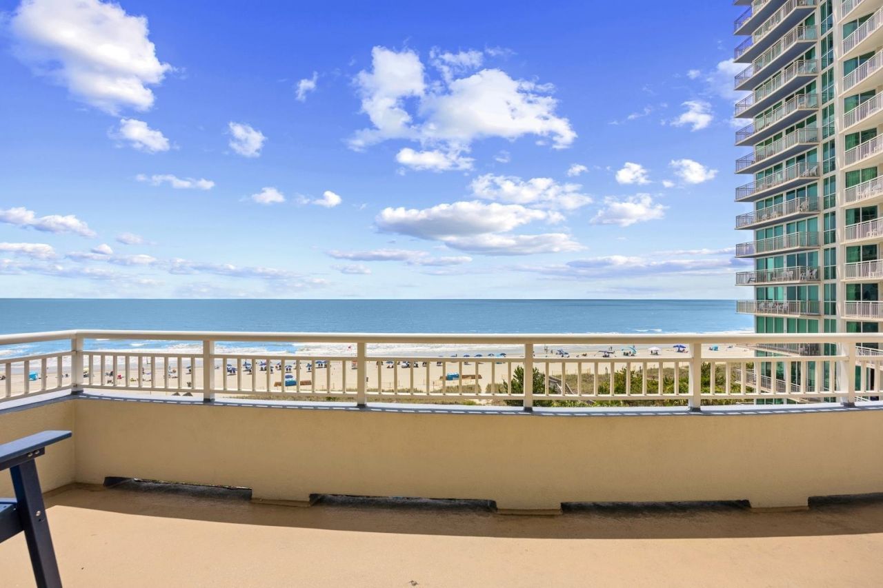 300 N Ocean Blvd.  Photo 38