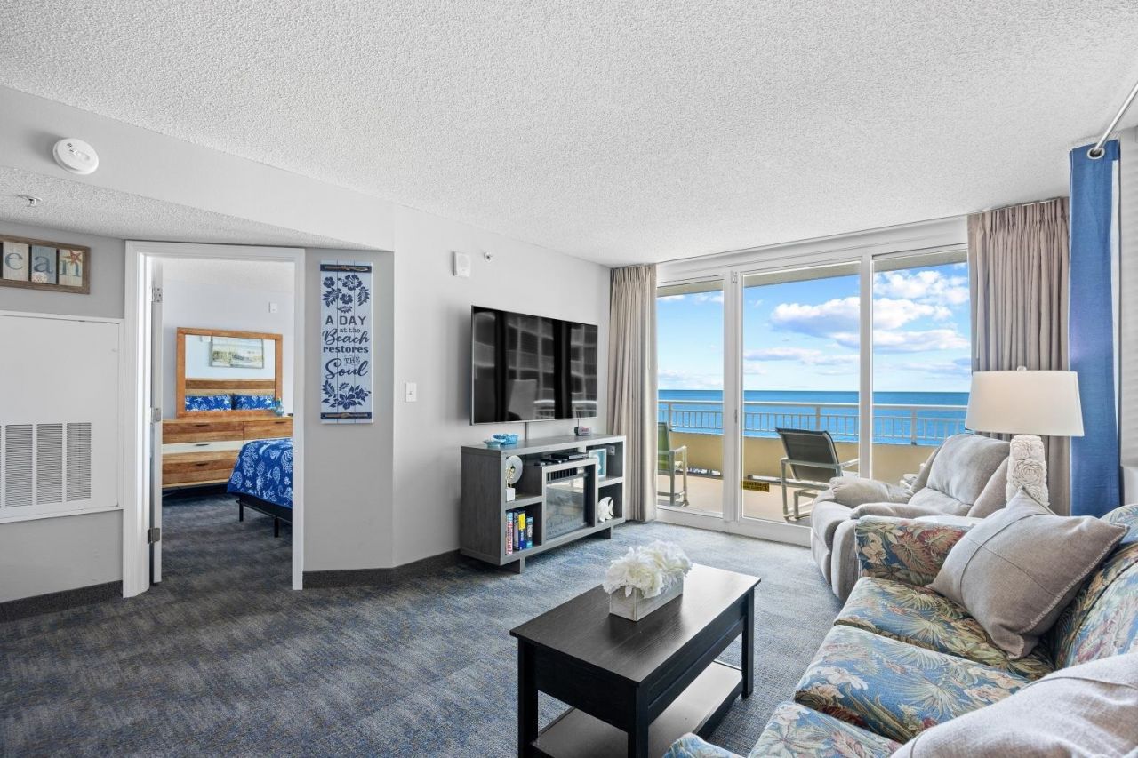 300 N Ocean Blvd.  Photo 4
